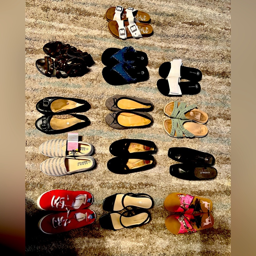 Shoes - size 7 and 6. Most never worn. $5 a pair or $50 for all.